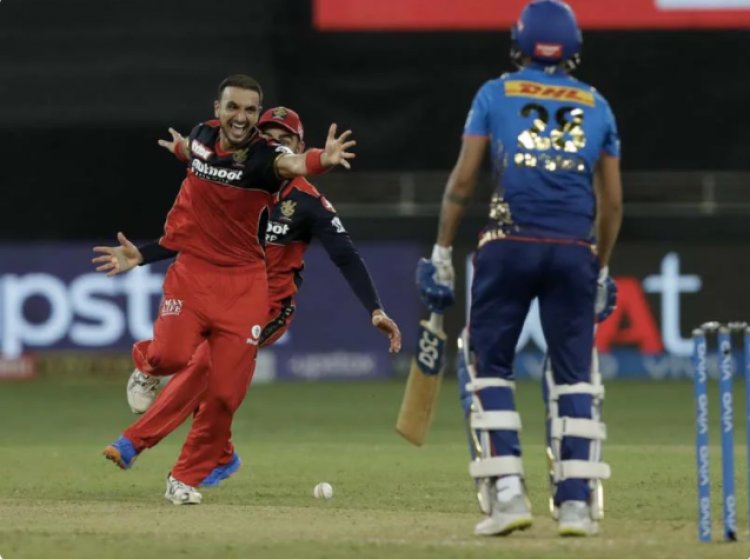 आईपीएल 2021, आरसीबी बनाम एमआई: हर्षल पटेल ने मुंबई इंडियंस के खिलाफ हैट्रिक ली; गेंदबाजों की कुलीन सूची में शामिल
