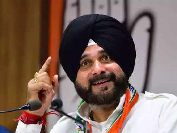 Discord in Punjab Congress LIVE:MP Tiwari's attack on Sidhu - Punjab does not understand, Pakistan will be happy to see the situation; CM formed 2 member committees