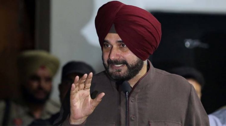 Sidhu and CM Channi's meeting underway in Chandigarh; Central supervisor Harish Chaudhary arrived with the message of the high command